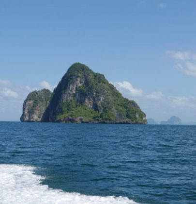 Escale à Phuket et balade au mileu des îles à Ko Lanta.